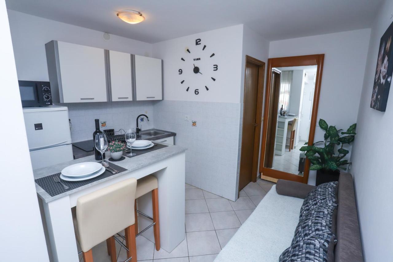 Apartment Ivica Porec Exterior photo