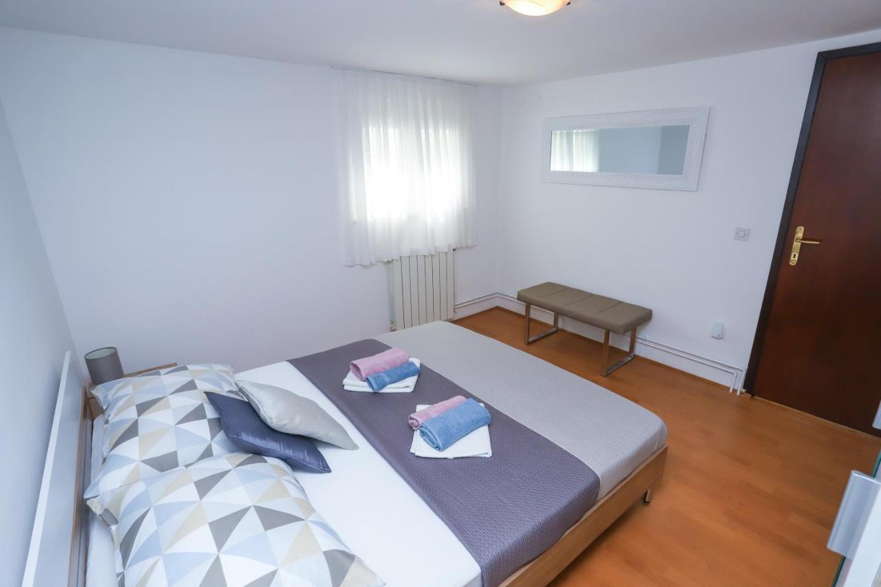 Apartment Ivica Porec Exterior photo