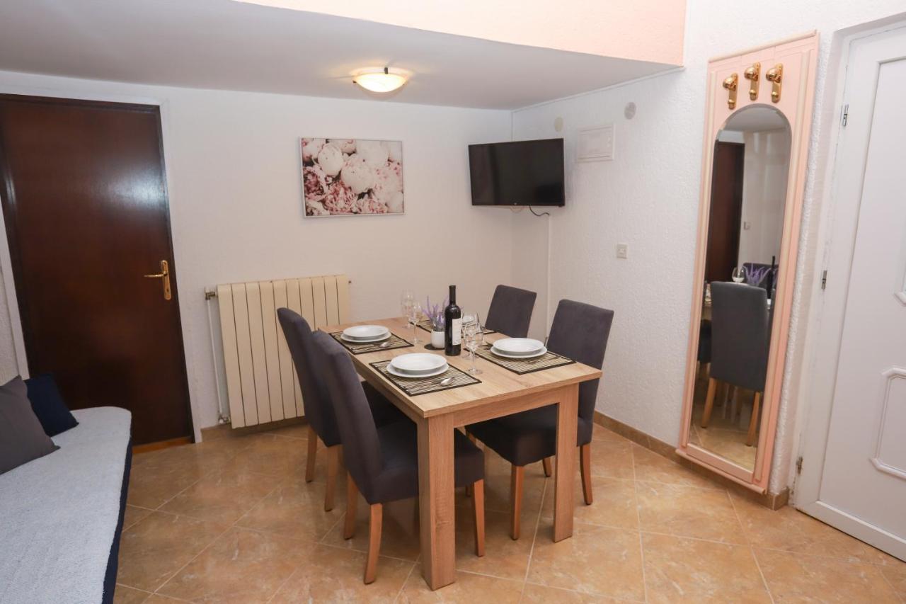 Apartment Ivica Porec Exterior photo