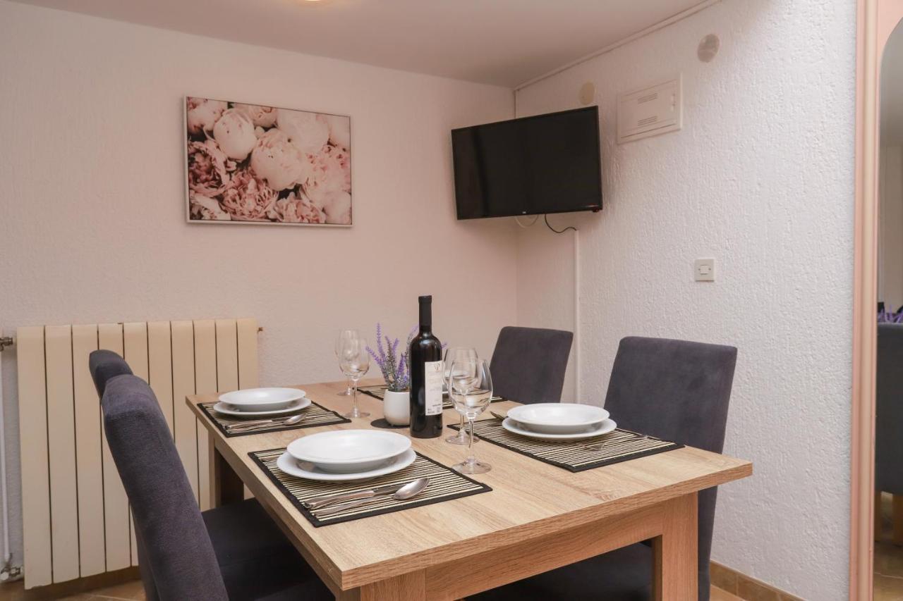 Apartment Ivica Porec Exterior photo