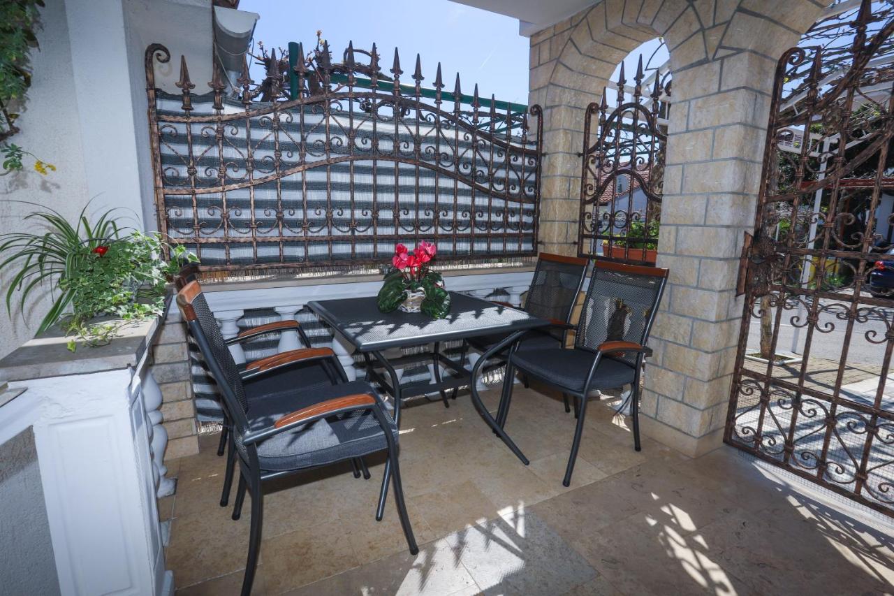 Apartment Ivica Porec Exterior photo